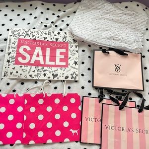 PINK Victoria Secret Shoppers/ Gift Bags ( 5)